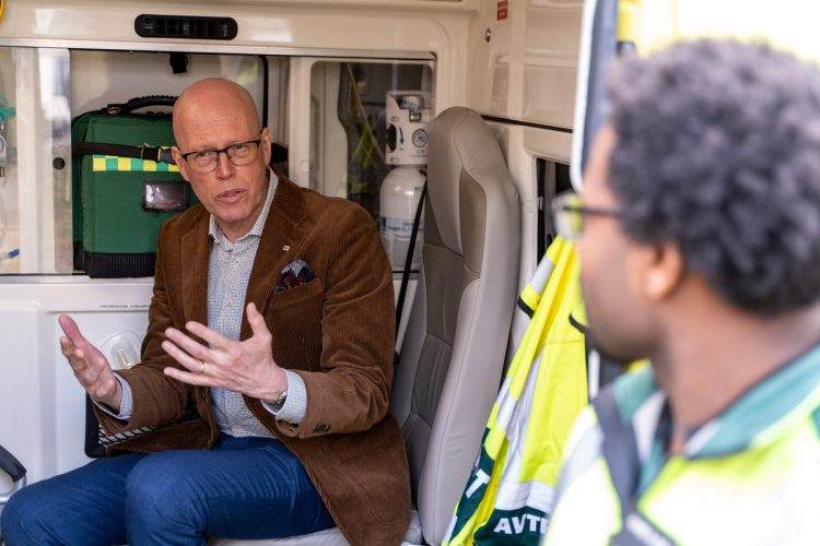 Generaldirektören besökte Medlearns ambulanssjukvårdarprogram | Medlearn.se